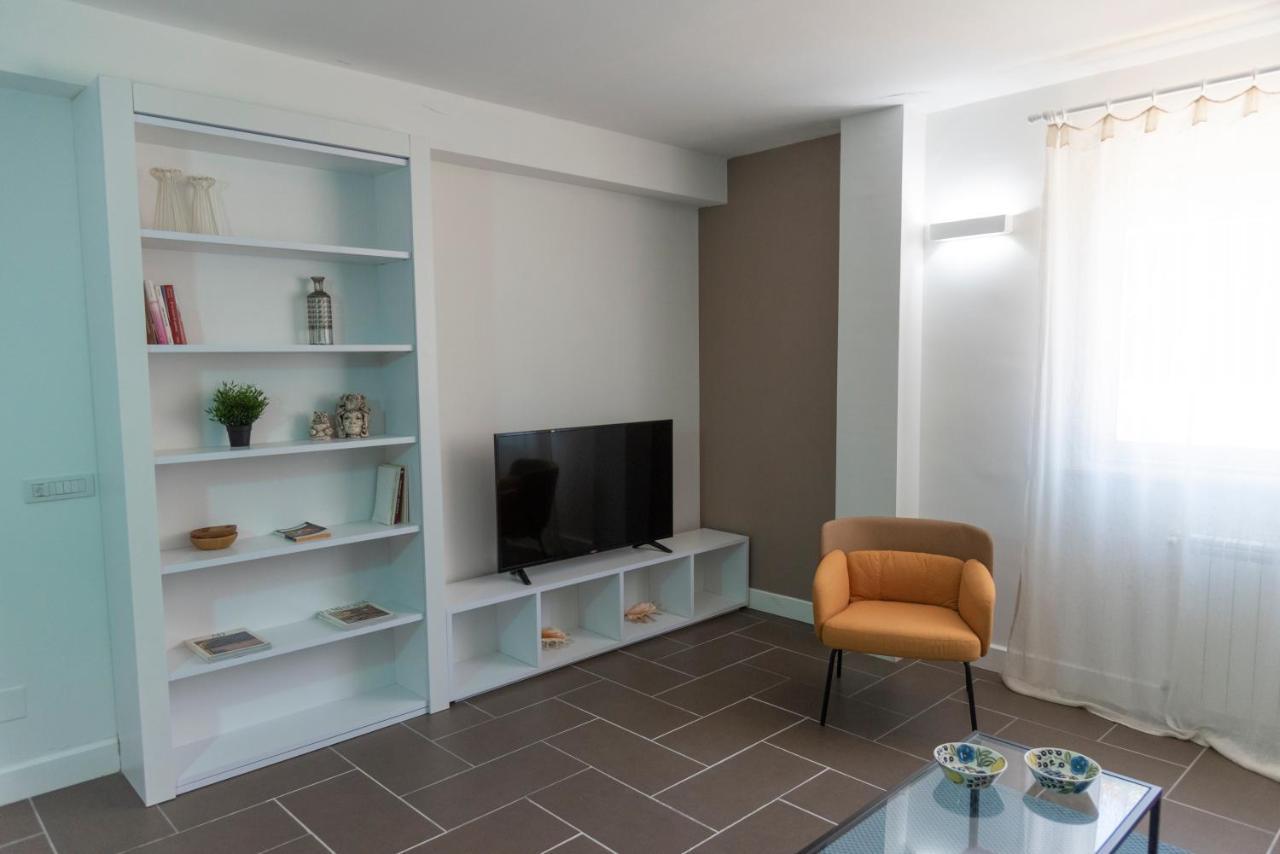 Stardust Guesthouse Аугуста Экстерьер фото